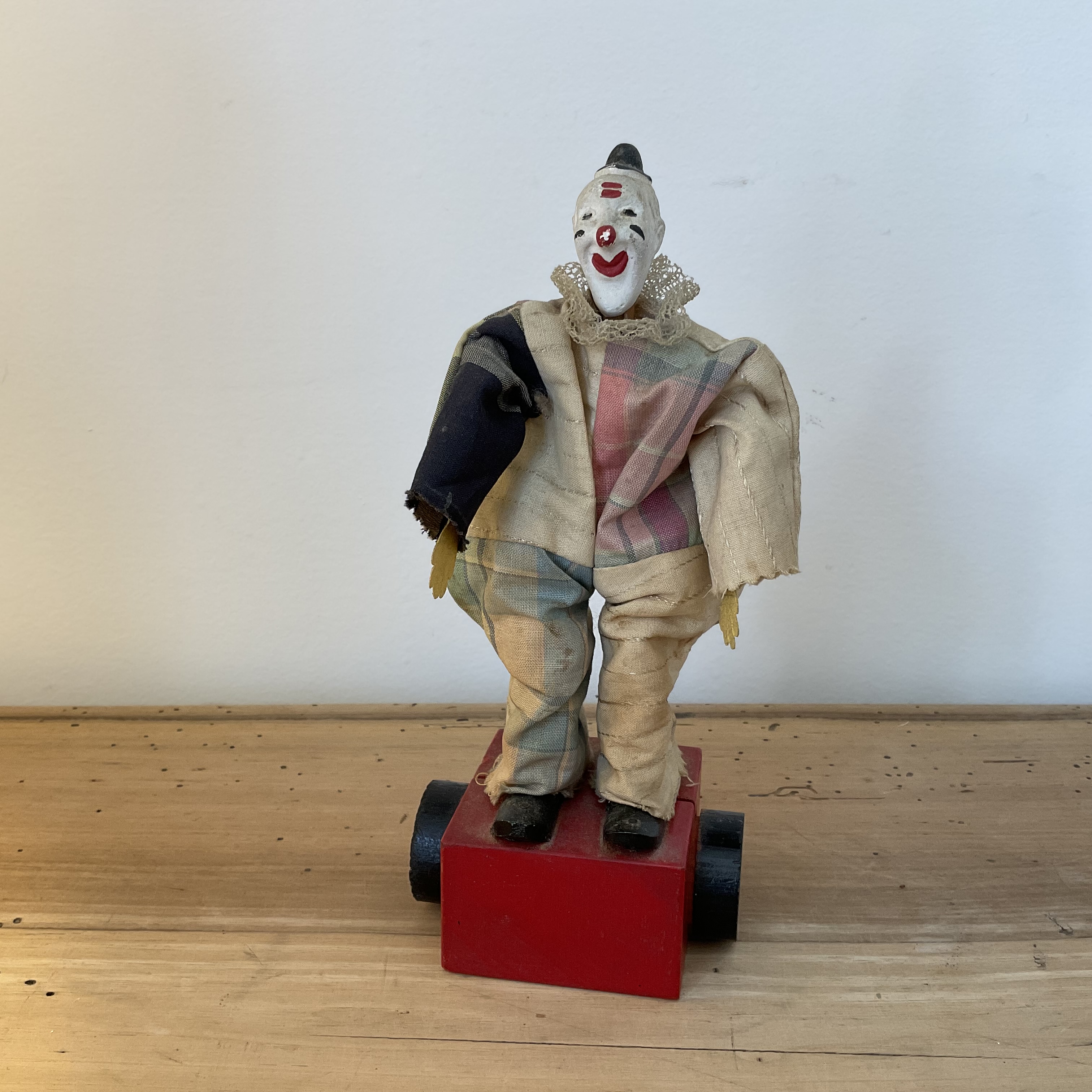 schoenhut circus clown