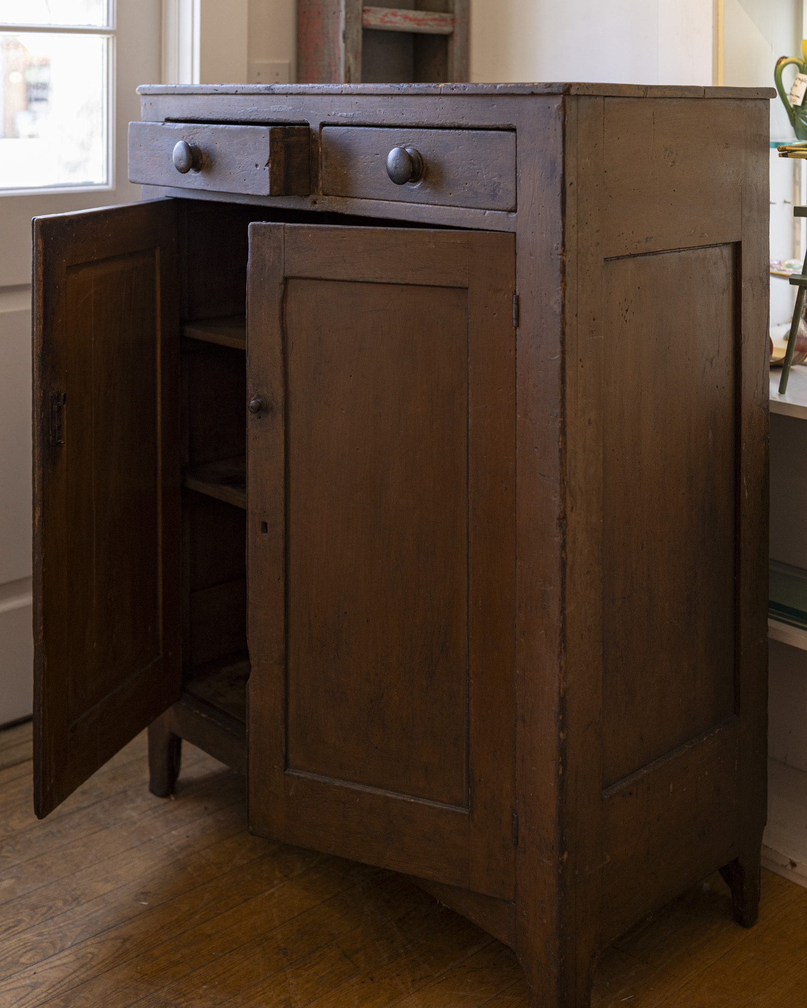 Pennsylvania jelly cupboard